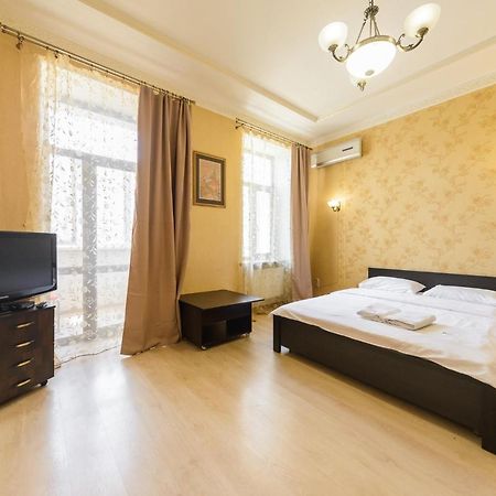 Centre 911 Flat Apartman Kijev Kültér fotó