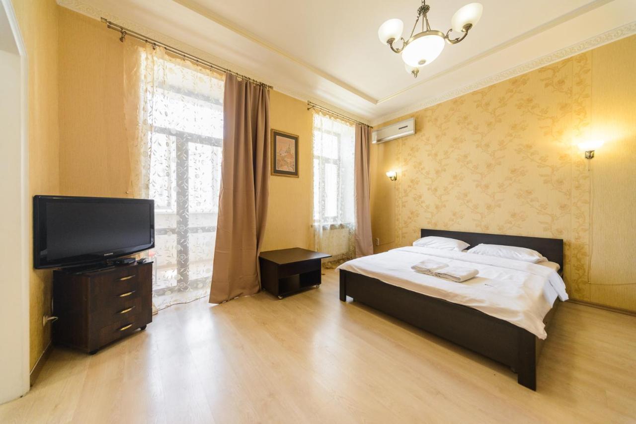 Centre 911 Flat Apartman Kijev Kültér fotó