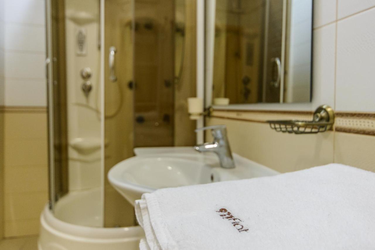 Centre 911 Flat Apartman Kijev Kültér fotó